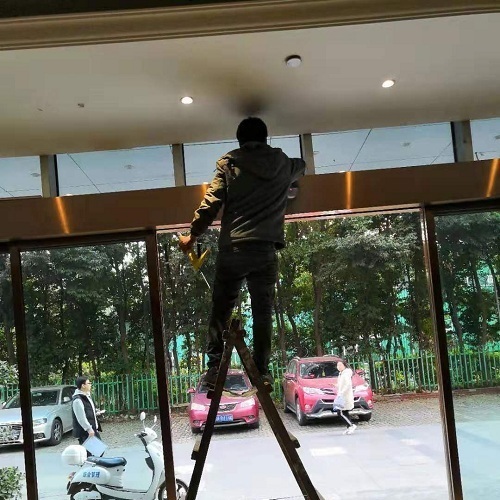 酒店自動門案例，成都酒店感應自動門案例