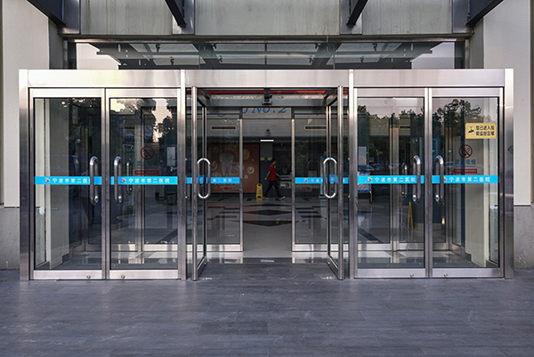 成都電動(dòng)玻璃門報(bào)價(jià),成都電動(dòng)玻璃門多少錢