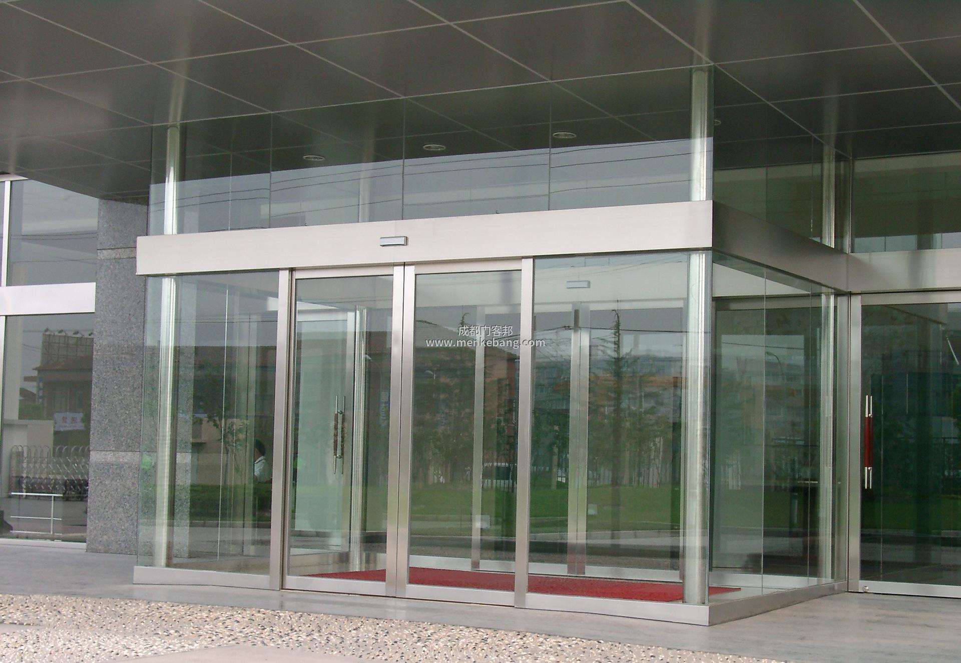 自動門在工作中運用了什么原理