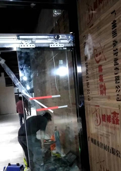 商場自動(dòng)門案例