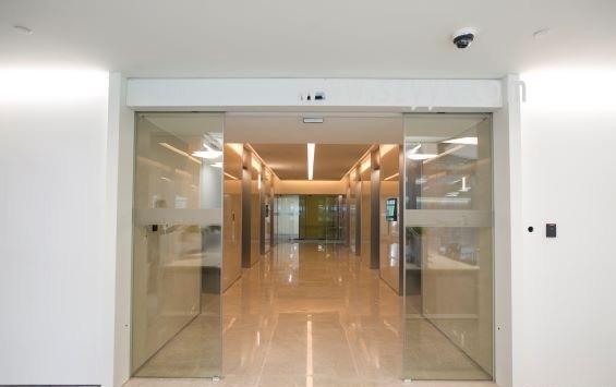 成都無框玻璃自動(dòng)感應(yīng)門工程,成都無框玻璃自動(dòng)感應(yīng)門安裝